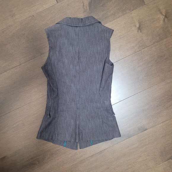 Dynamite Vest - Picture 4 of 6